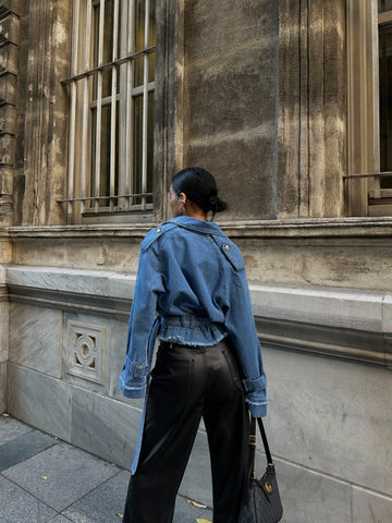 Versatile Urban Chic Denim Jacket - Perfect for Street Style Enthusiasts